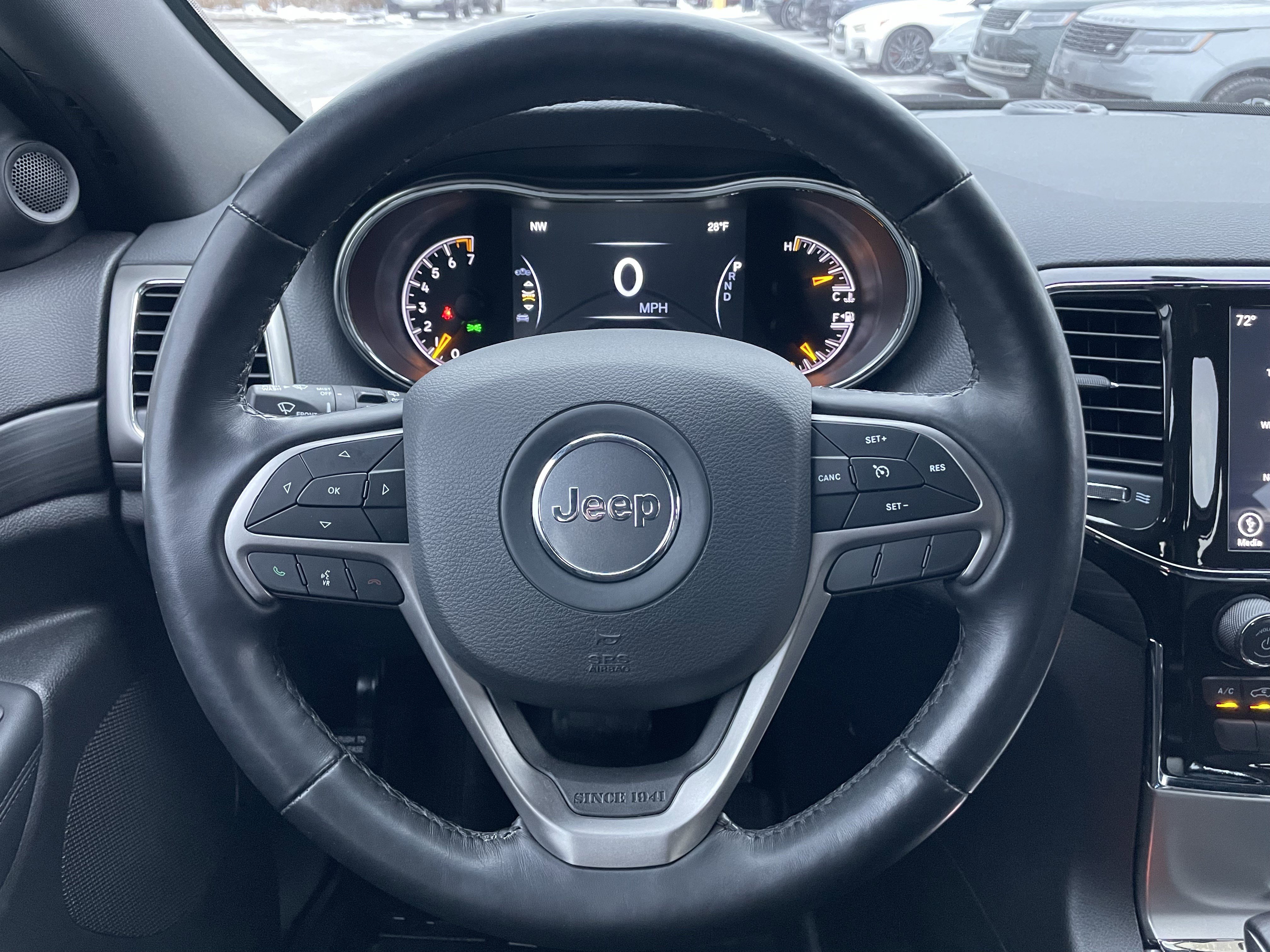 Used 2021 Jeep Grand Cherokee Laredo X image 21