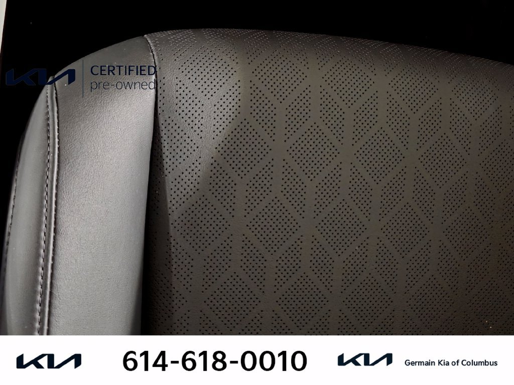 Certified 2023 Kia Carnival SX FWD image 26
