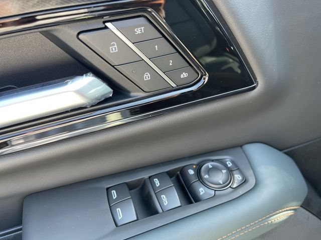 New 2026 GMC Yukon XL AT4 w/ AT4 Premium Plus Package AWD/4WD image 13