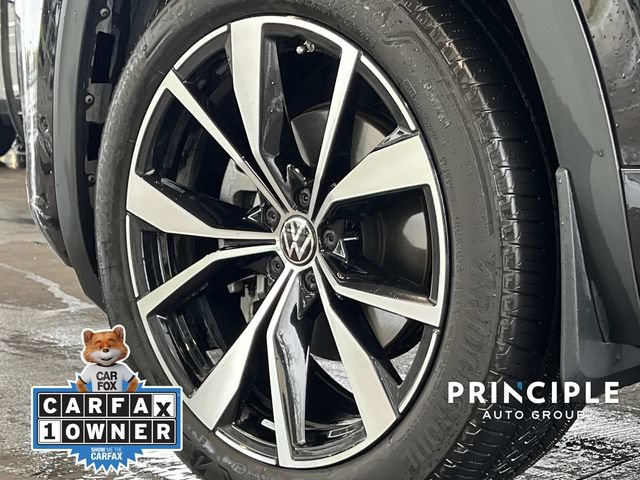 Used 2024 Volkswagen Atlas SEL Premium R-Line AWD/4WD image 7