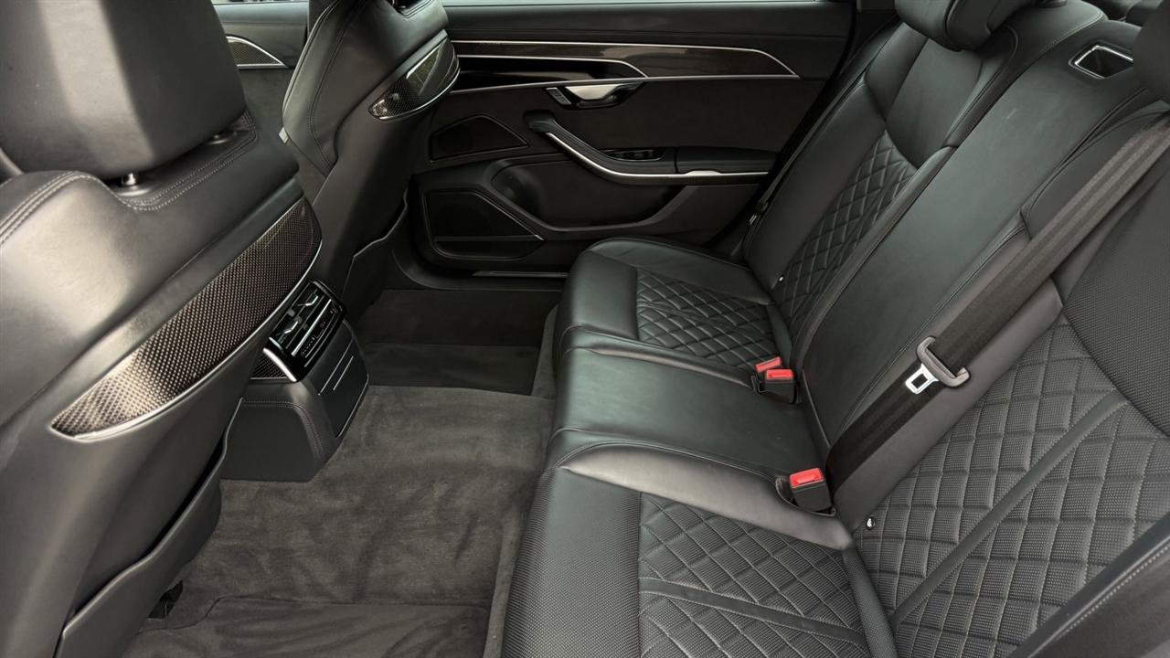 Used 2021 Audi S8 L AWD/4WD image 33