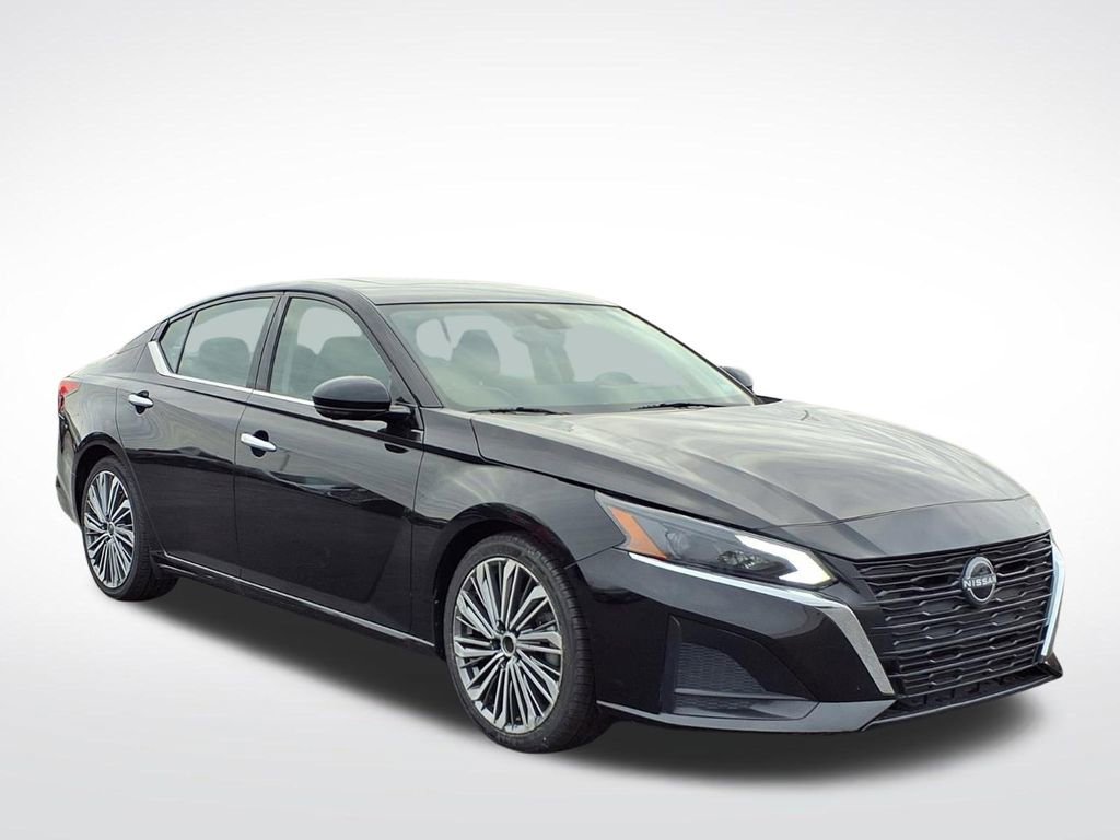 Used 2023 Nissan Altima 2.5 SL image 1