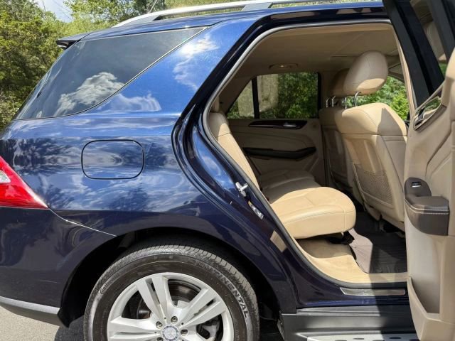 Used 2014 Mercedes-Benz ML 350 4MATIC image 24
