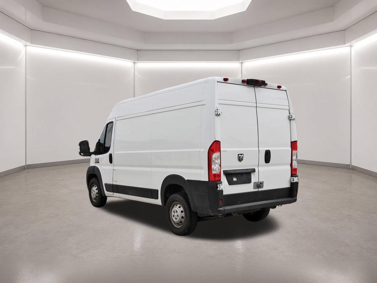 Used 2020 RAM ProMaster 1500 w/ Interior Convenience Group FWD image 5