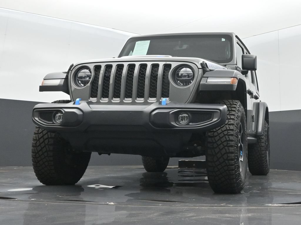 Used 2022 Jeep Wrangler Unlimited Rubicon 4xe w/ Cold Weather Group AWD/4WD image 11