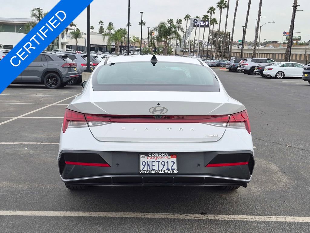 Used 2024 Hyundai Elantra Limited image 6