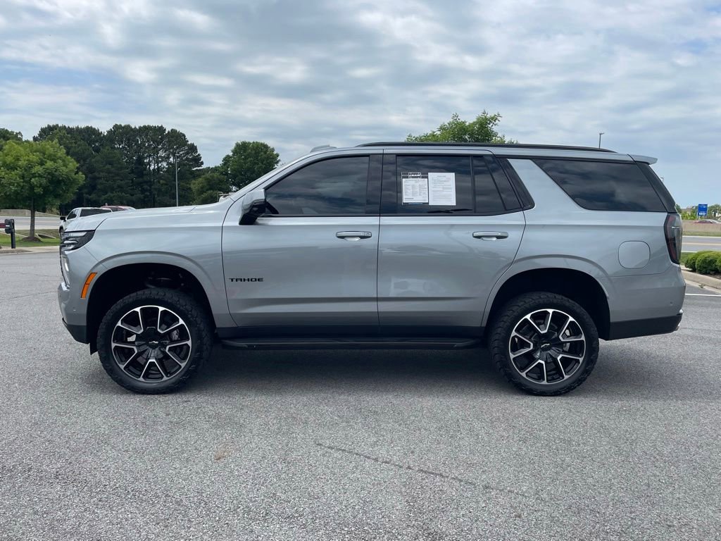 Used 2025 Chevrolet Tahoe RST w/ Comfort Package AWD/4WD image 4