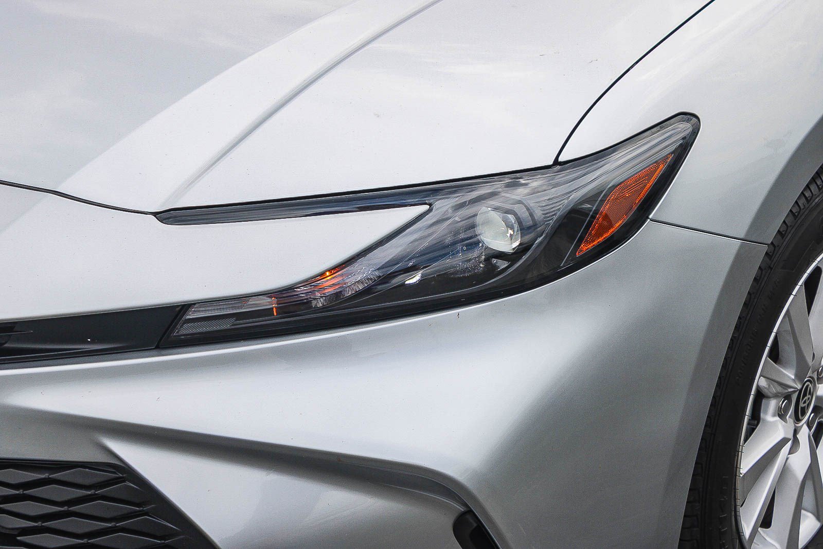 Used 2026 Toyota Camry LE FWD image 5