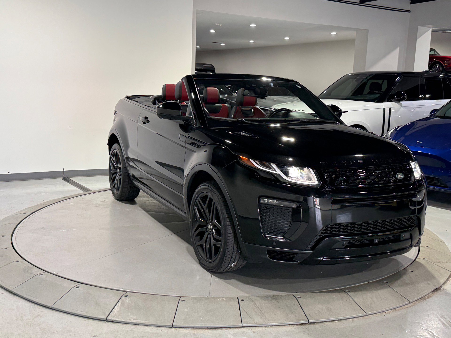 Used 2018 Land Rover Range Rover Evoque HSE Dynamic image 8