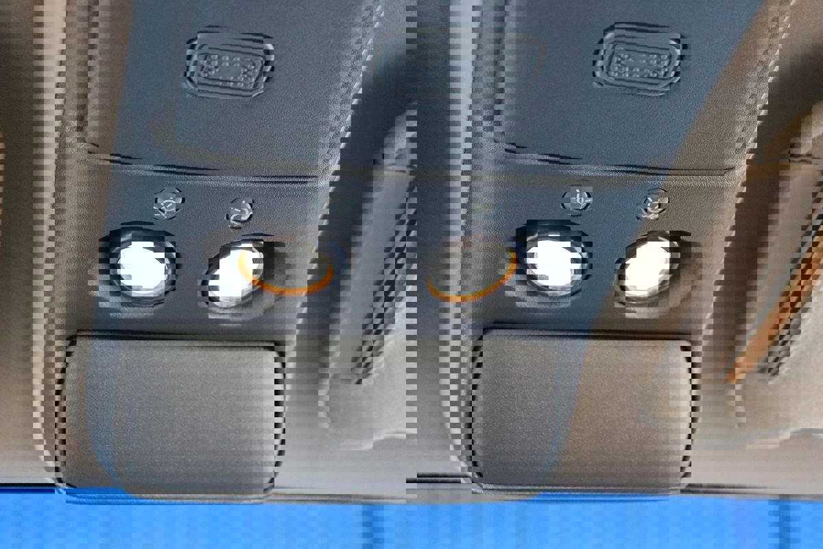 Used 1994 GMC Yukon 4WD 2-Door image 87