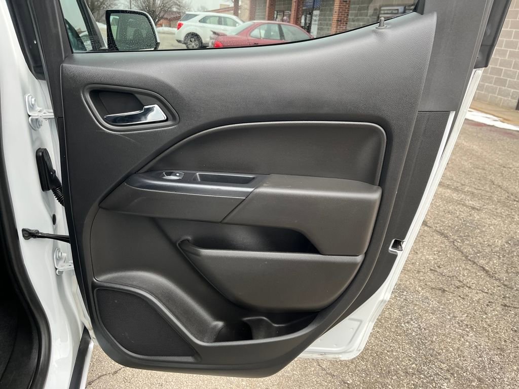 Used 2020 Chevrolet Colorado LT image 28