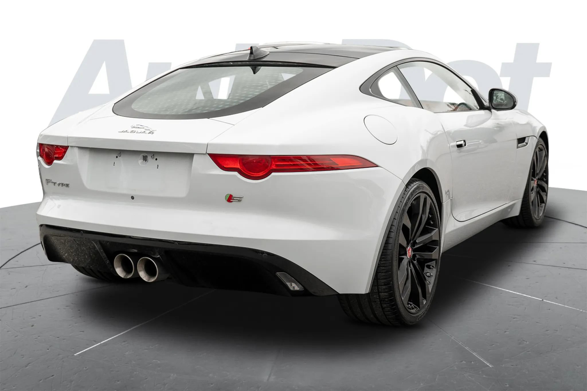 Used 2016 Jaguar F-TYPE S RWD image 3