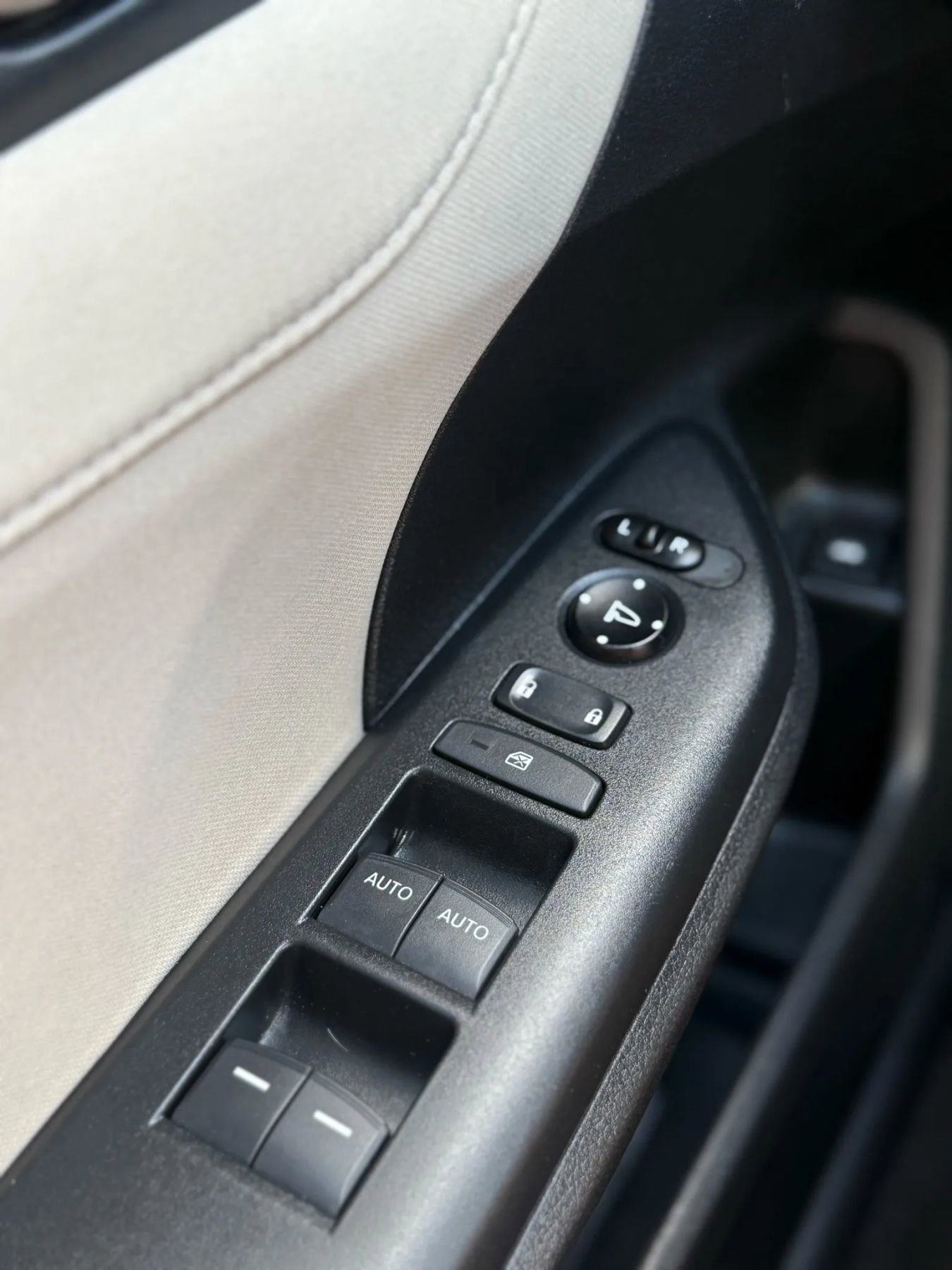 Used 2017 Honda Civic EX-T image 31