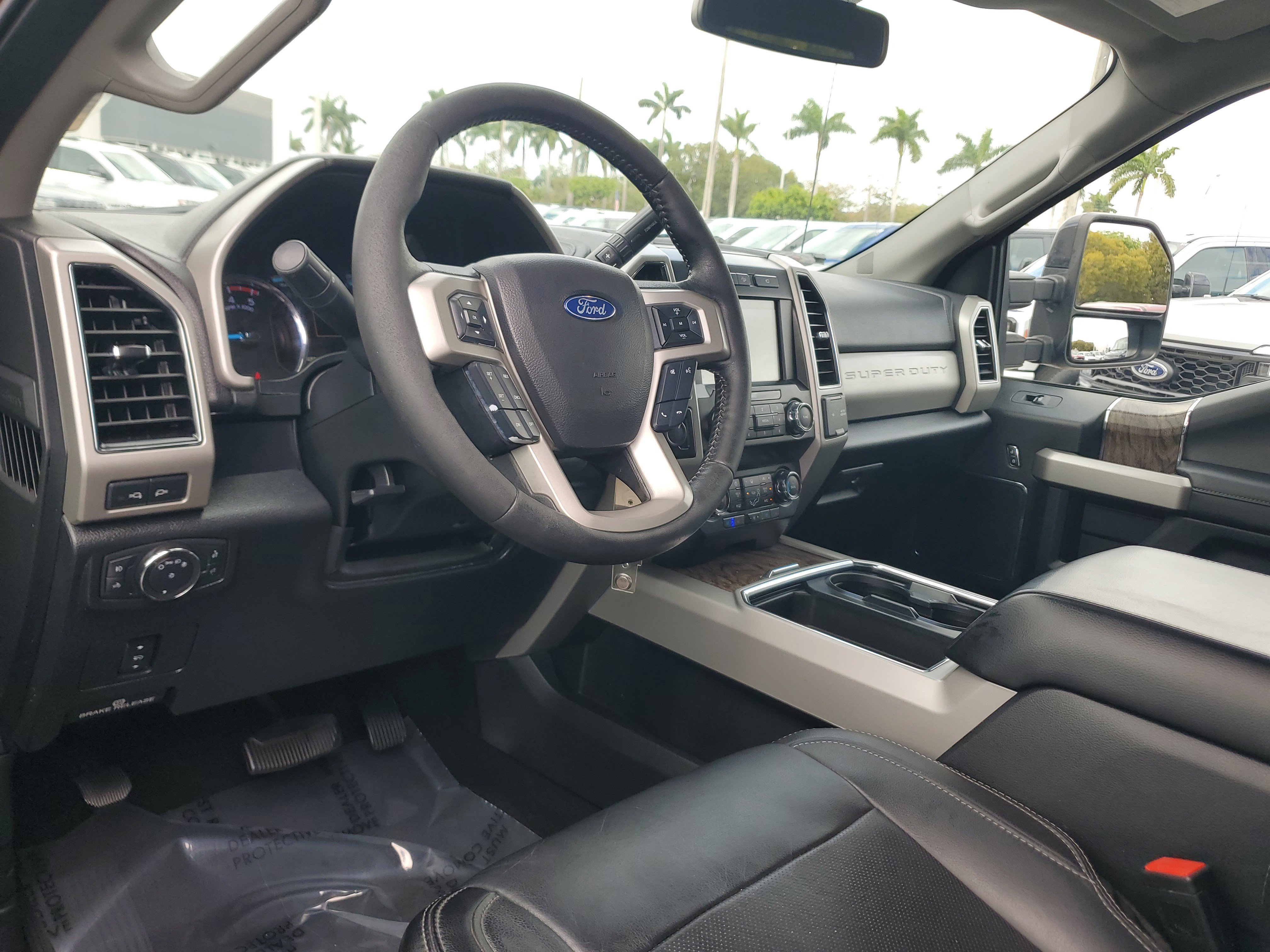 Used 2019 Ford F350 Lariat w/ Lariat Value Package image 6