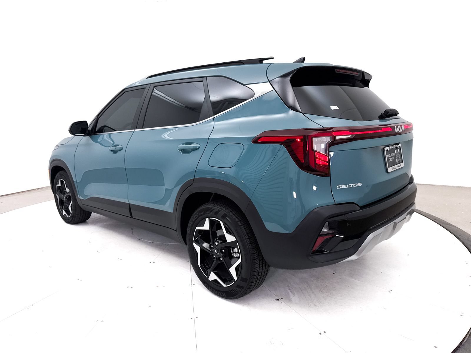Certified 2024 Kia Seltos EX FWD image 16