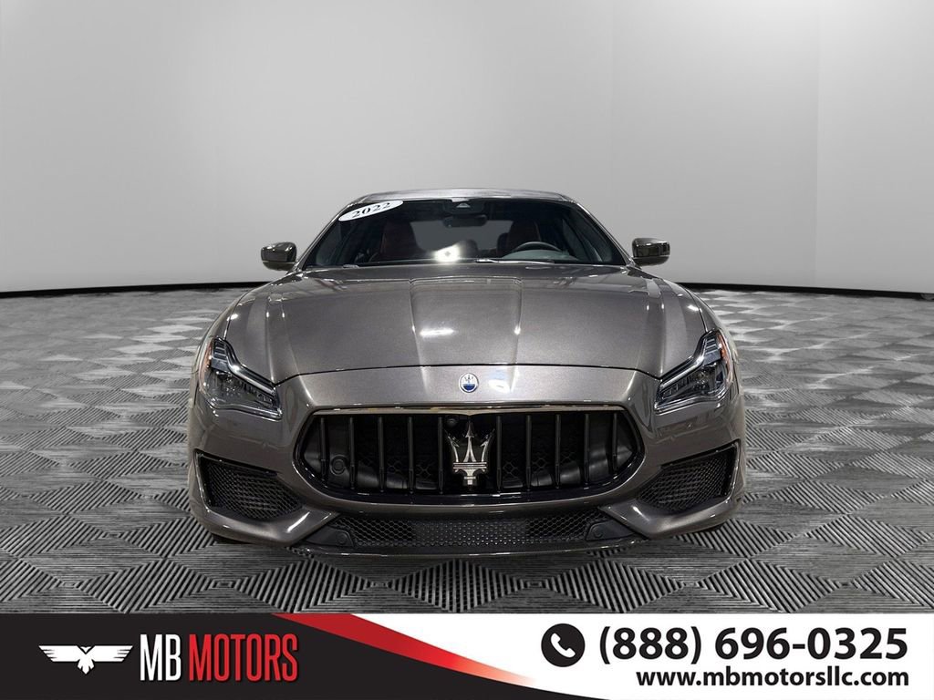 Used 2022 Maserati Quattroporte Modena Q4 image 11