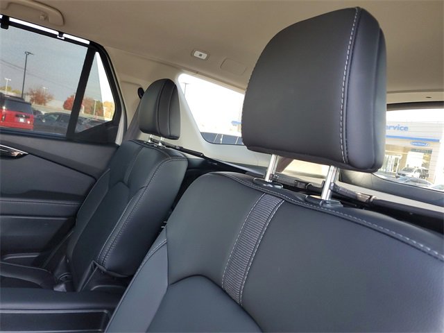 Used 2025 Honda Pilot EX-L image 32