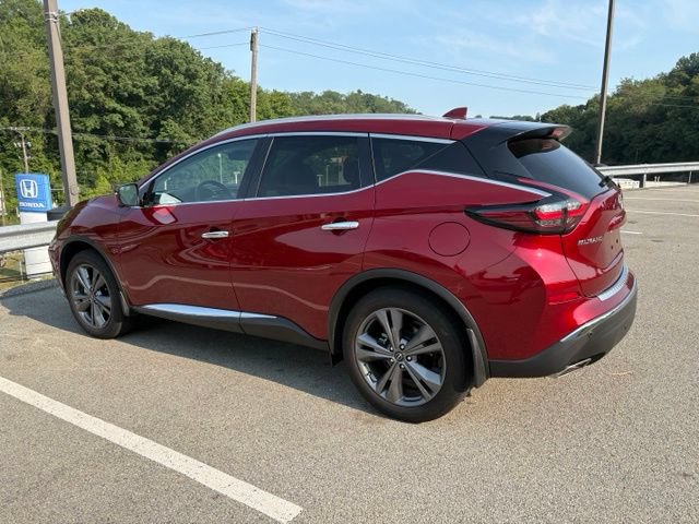 Certified 2024 Nissan Murano Platinum w/ Cargo Package AWD/4WD image 3