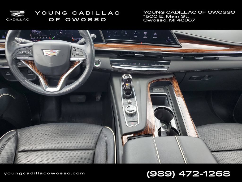 Certified 2022 Cadillac Escalade Premium Luxury w/ LPO, Illumination Package AWD/4WD image 26