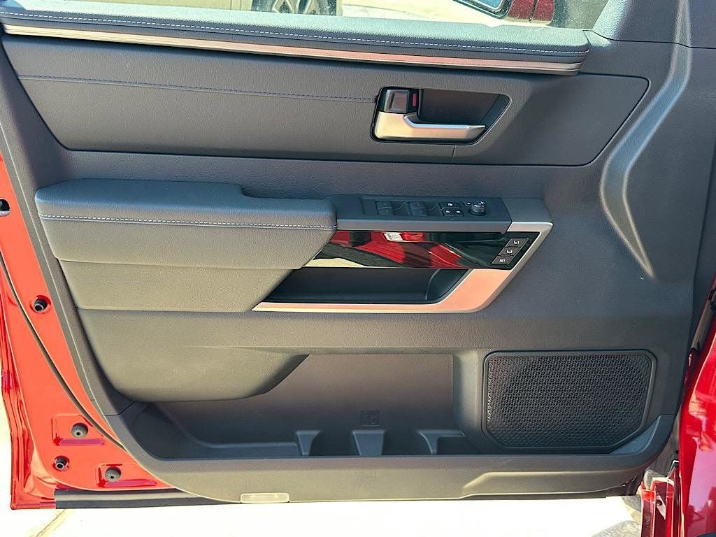New 2026 Toyota Tundra Limited AWD/4WD image 8