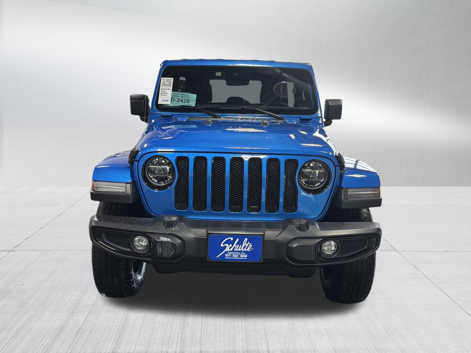 Used 2022 Jeep Wrangler Unlimited Sahara image 2