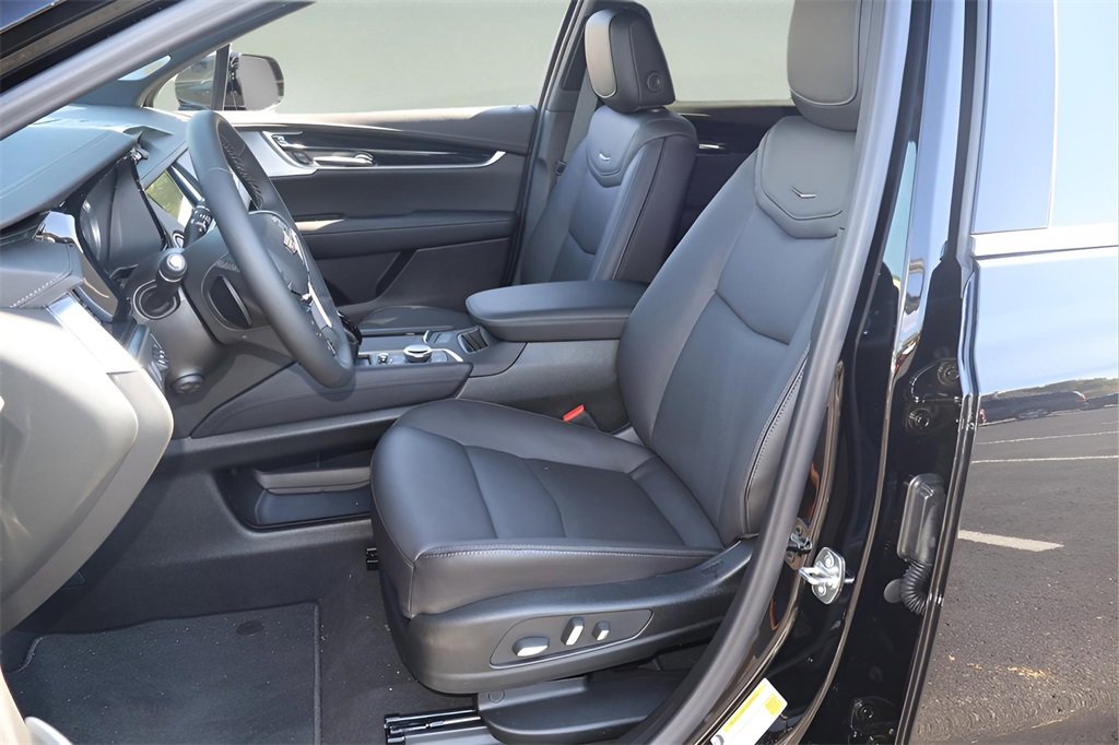 New 2026 Cadillac XT5 Premium Luxury image 12