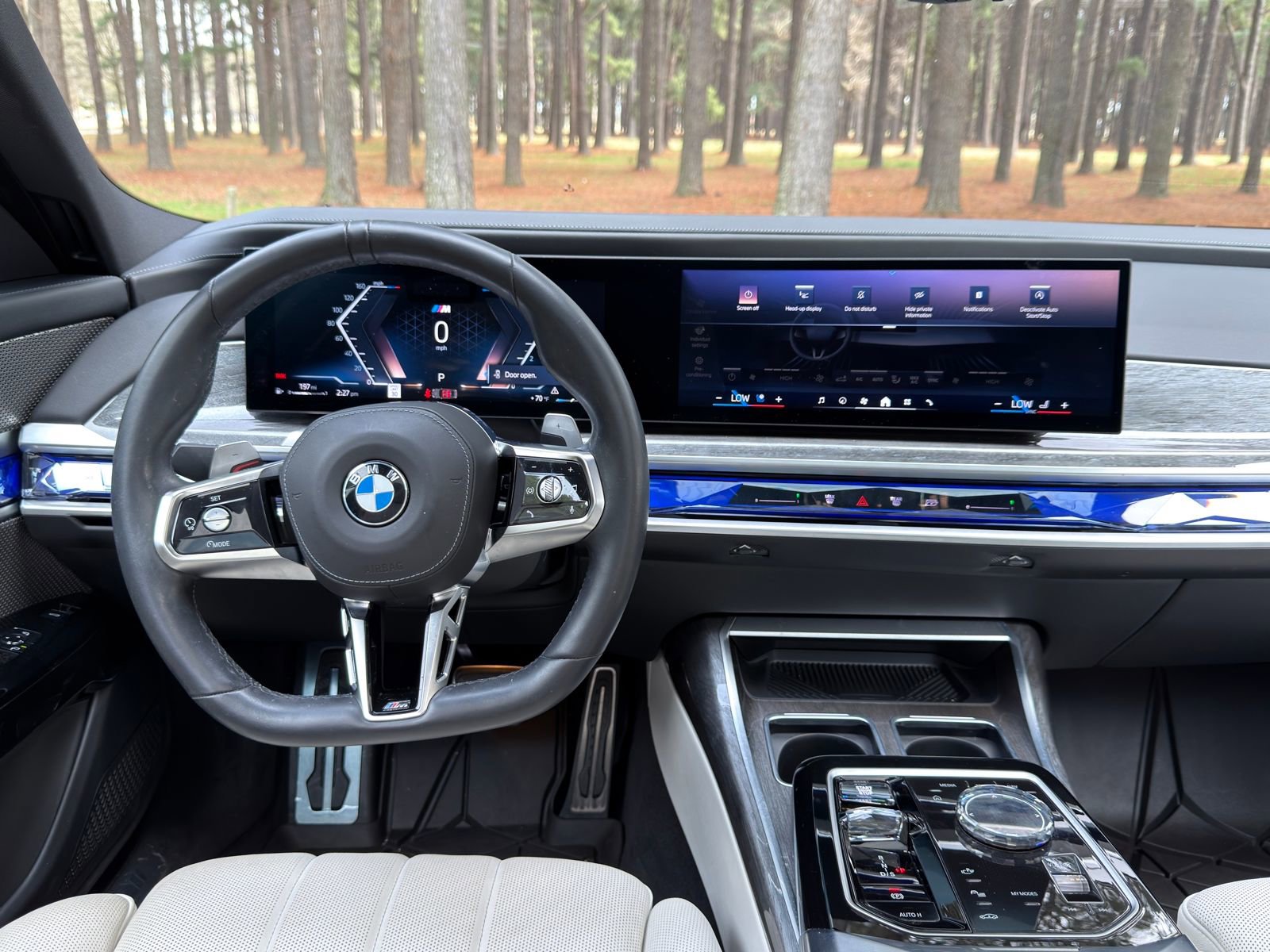 Certified 2024 BMW 760i xDrive w/ Executive Package image 3
