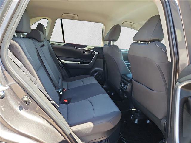 Used 2022 Toyota RAV4 XLE AWD/4WD image 20