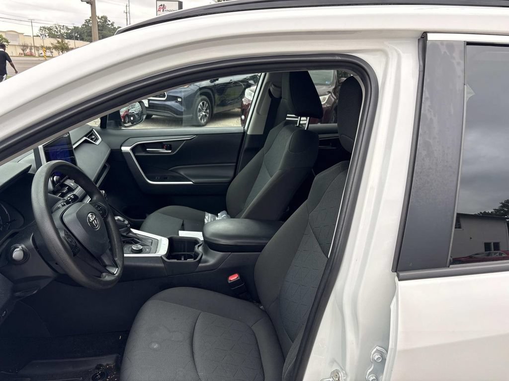 Certified 2023 Toyota RAV4 XLE w/ Convenience Package AWD/4WD image 11