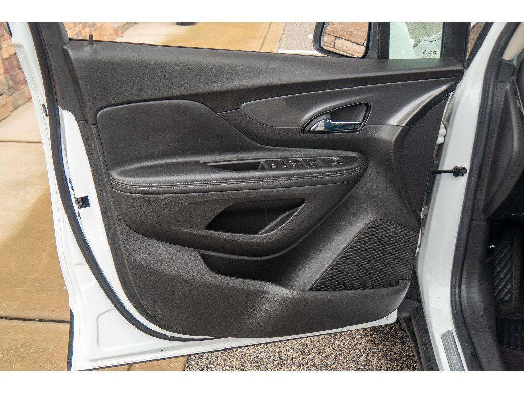 Used 2022 Buick Encore Preferred w/ Safety Package AWD/4WD image 10