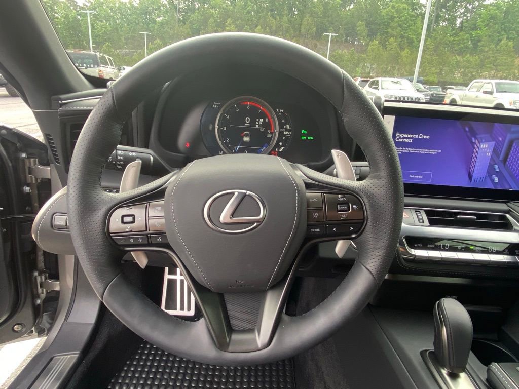 Used 2024 Lexus LC 500 Convertible w/ Touring Package RWD image 13