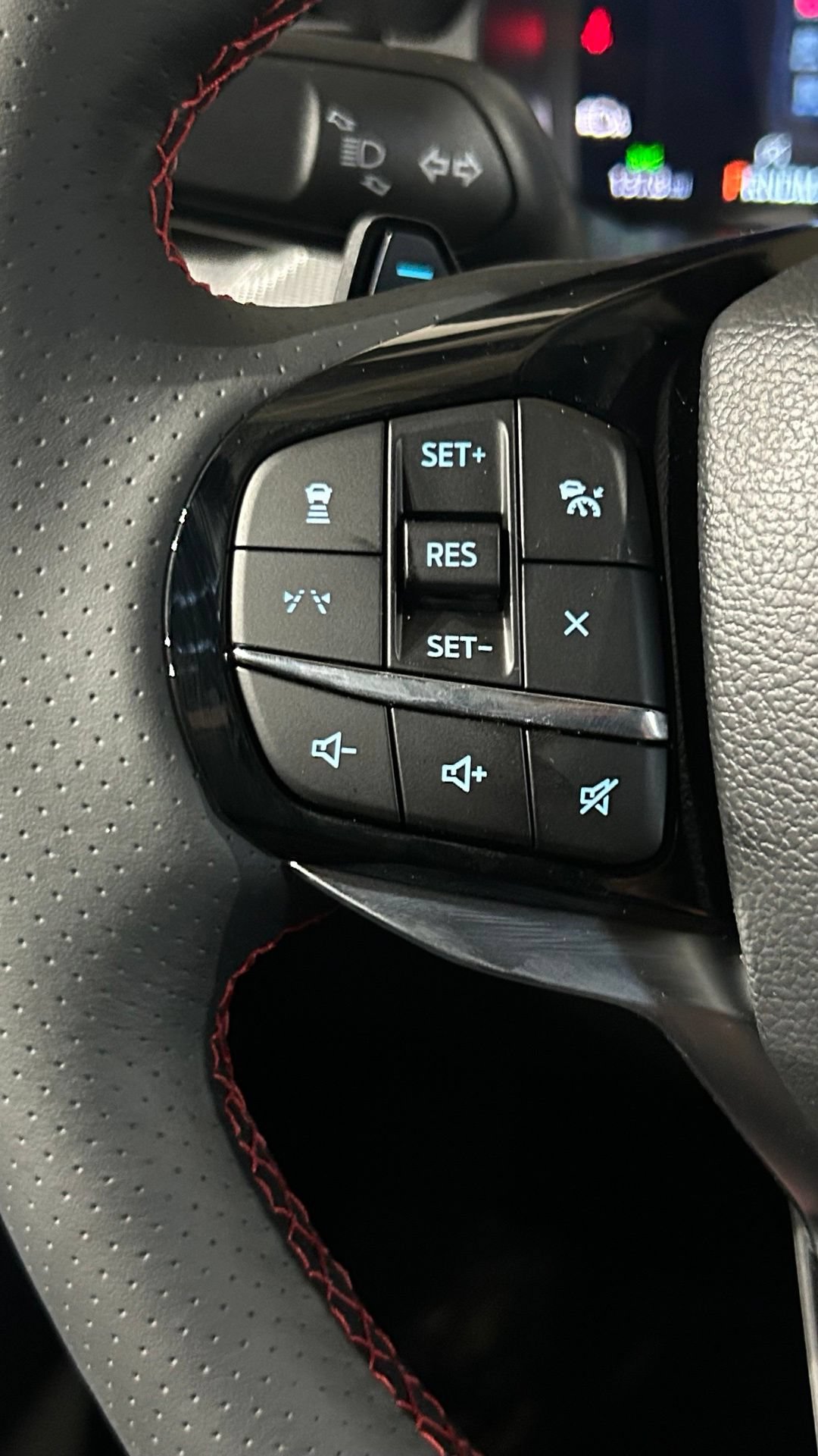 New 2026 Ford Explorer ST w/ Sun And Sound Package AWD/4WD image 90