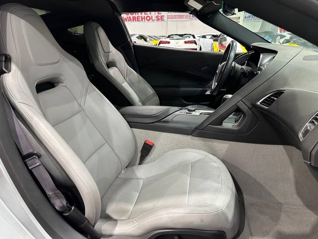 Used 2014 Chevrolet Corvette Stingray Coupe RWD image 9