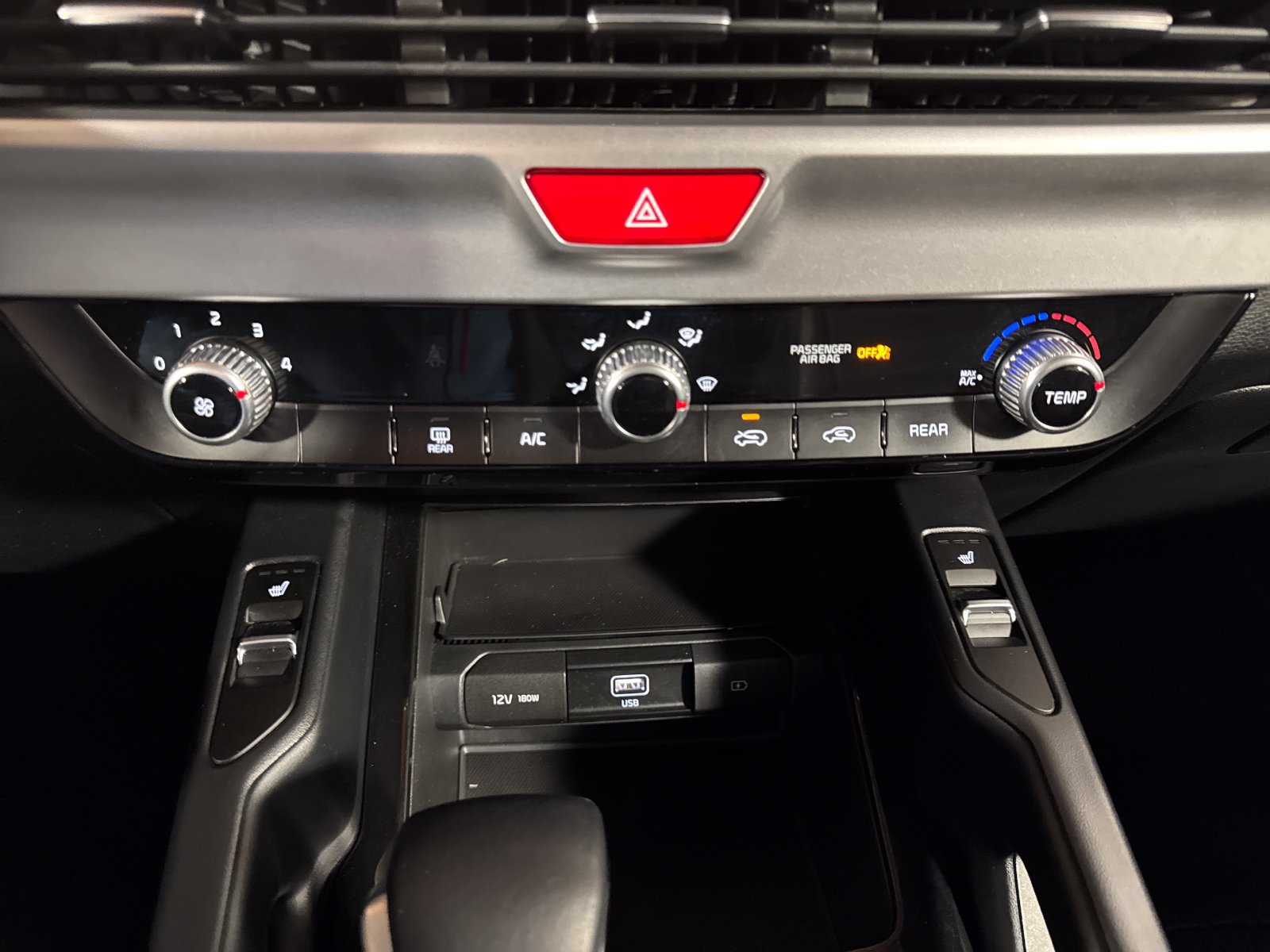 Used 2021 Kia Telluride S AWD/4WD image 19