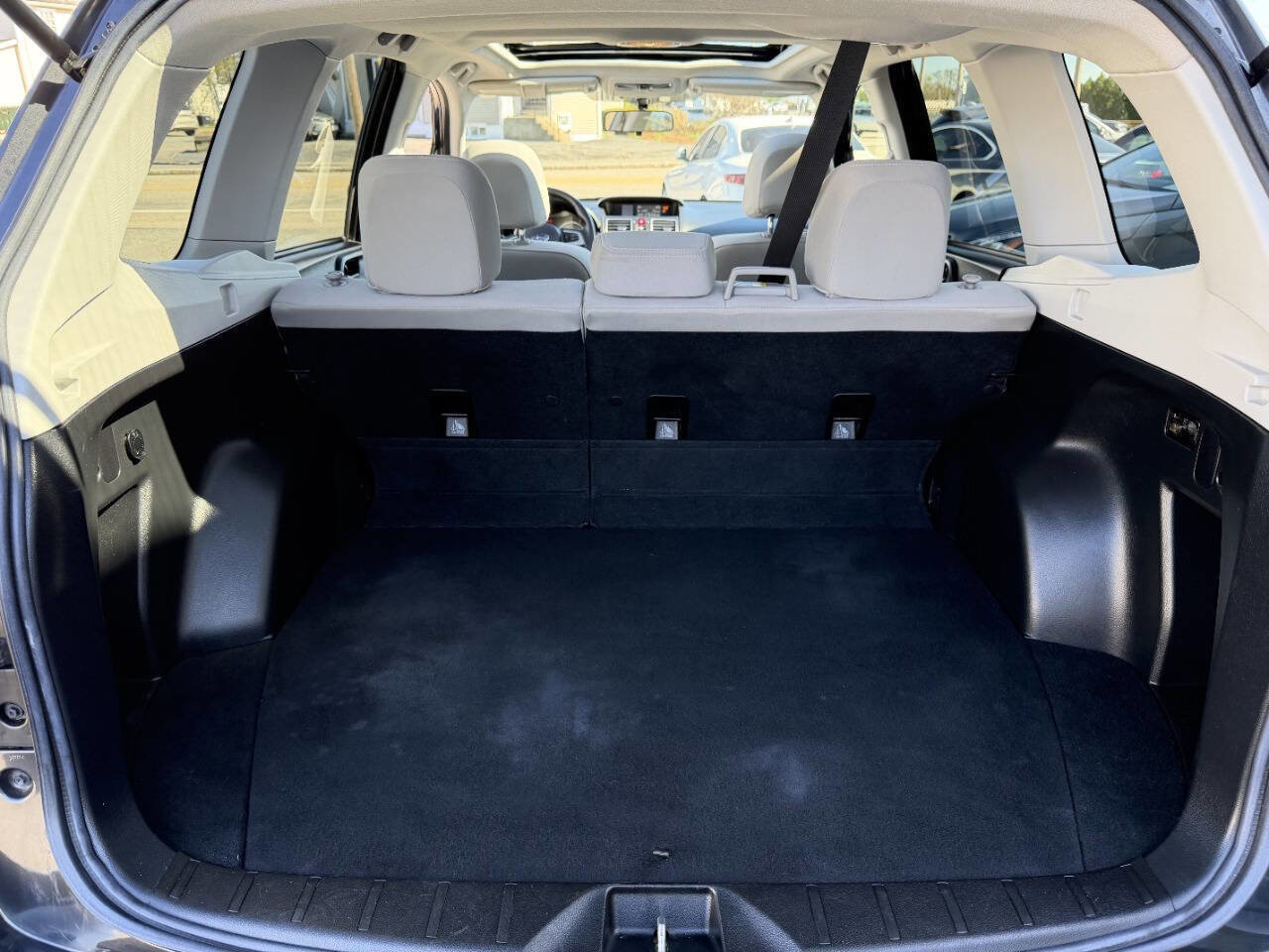Used 2017 Subaru Forester 2.5i Premium w/ All-Weather Package AWD/4WD image 7