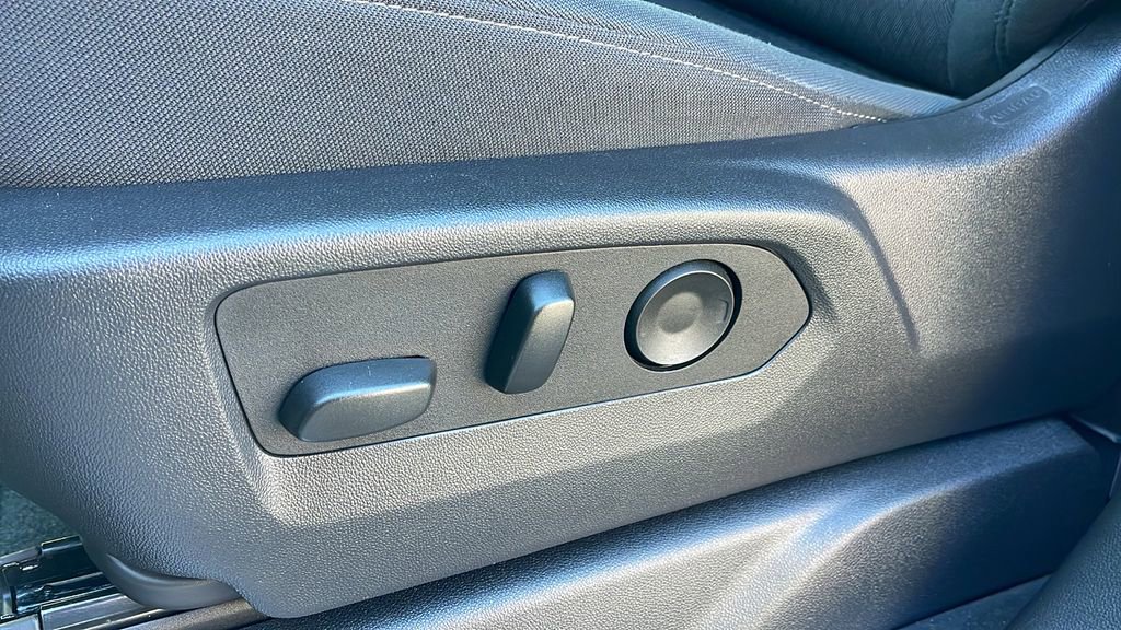 Used 2025 Chevrolet Silverado 1500 LT w/ Safety Package image 14