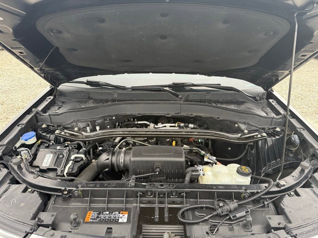 Used 2021 Ford Explorer Limited AWD/4WD image 18