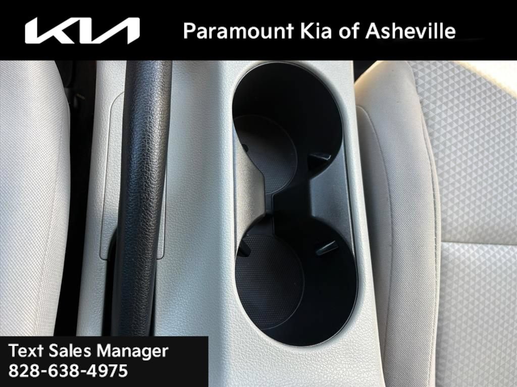 Certified 2023 Kia Soul LX w/ LX Technology Package FWD image 25