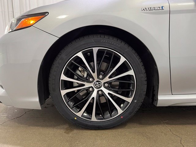 Certified 2018 Toyota Camry SE w/ Audio Package FWD image 25