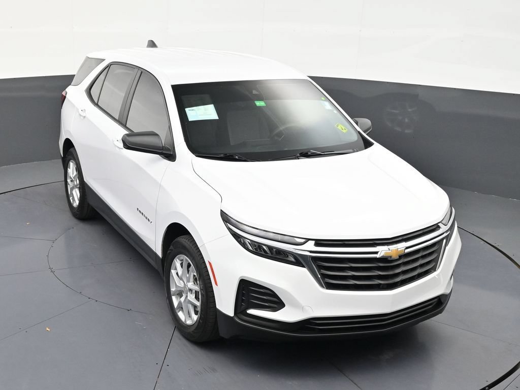 Used 2024 Chevrolet Equinox LS FWD image 18