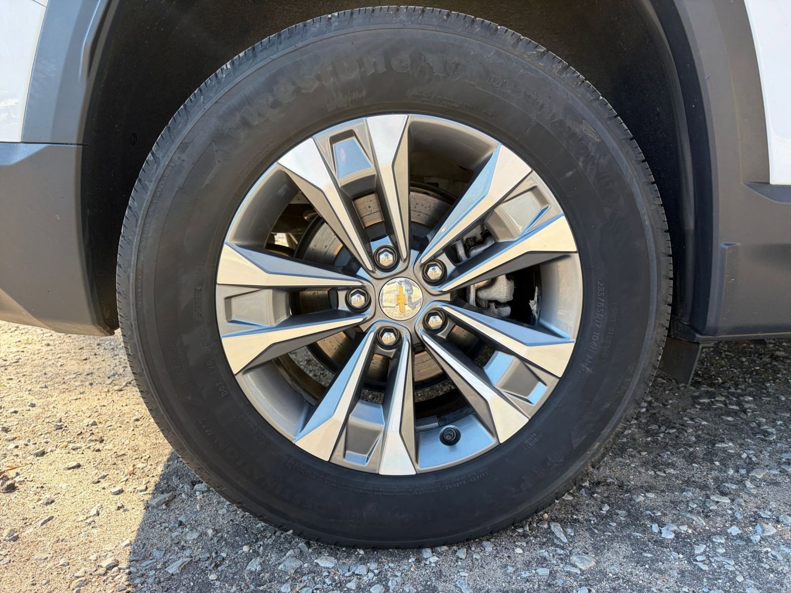 Used 2025 Chevrolet Equinox LT image 29