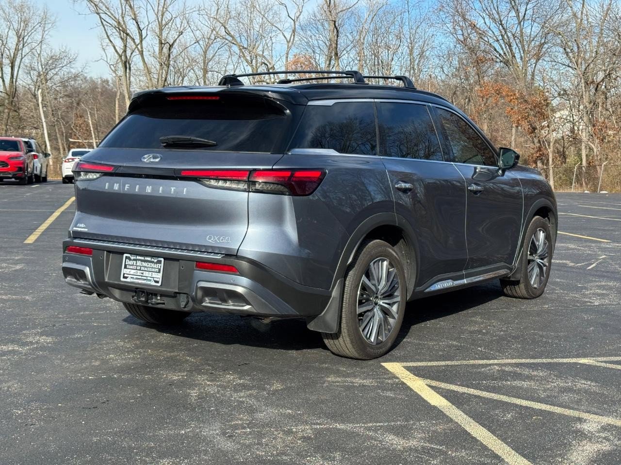 Used 2025 INFINITI QX60 Autograph w/ Cargo Package image 3