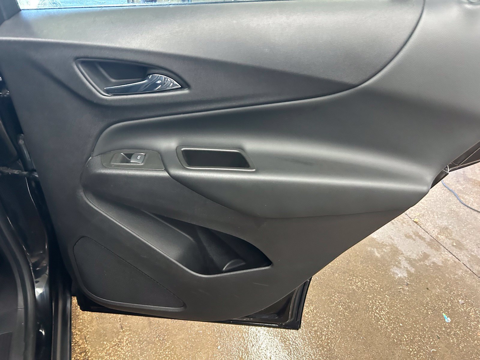 Used 2020 Chevrolet Equinox LT AWD/4WD image 31