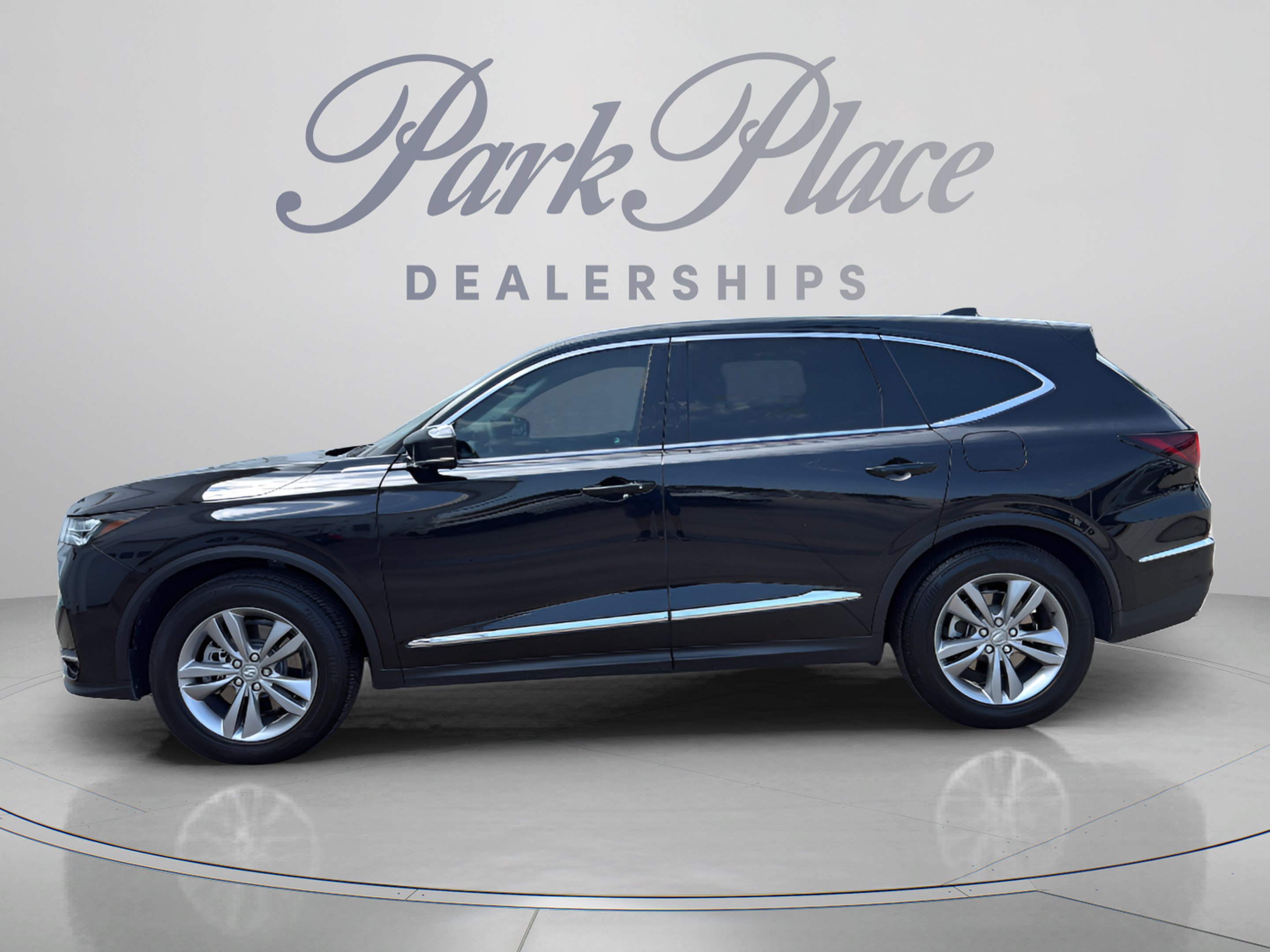 Used 2026 Acura MDX SH-AWD image 2