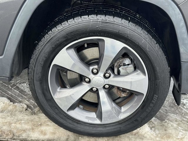 Certified 2020 Jeep Cherokee Limited AWD/4WD image 9