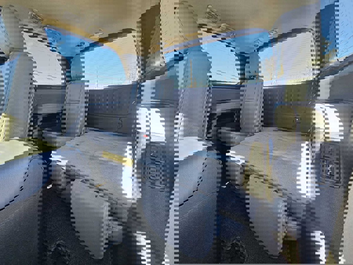 Used 2012 Toyota Sequoia Platinum image 34