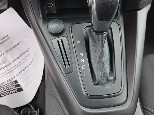 Used 2018 Ford Focus SE FWD image 17