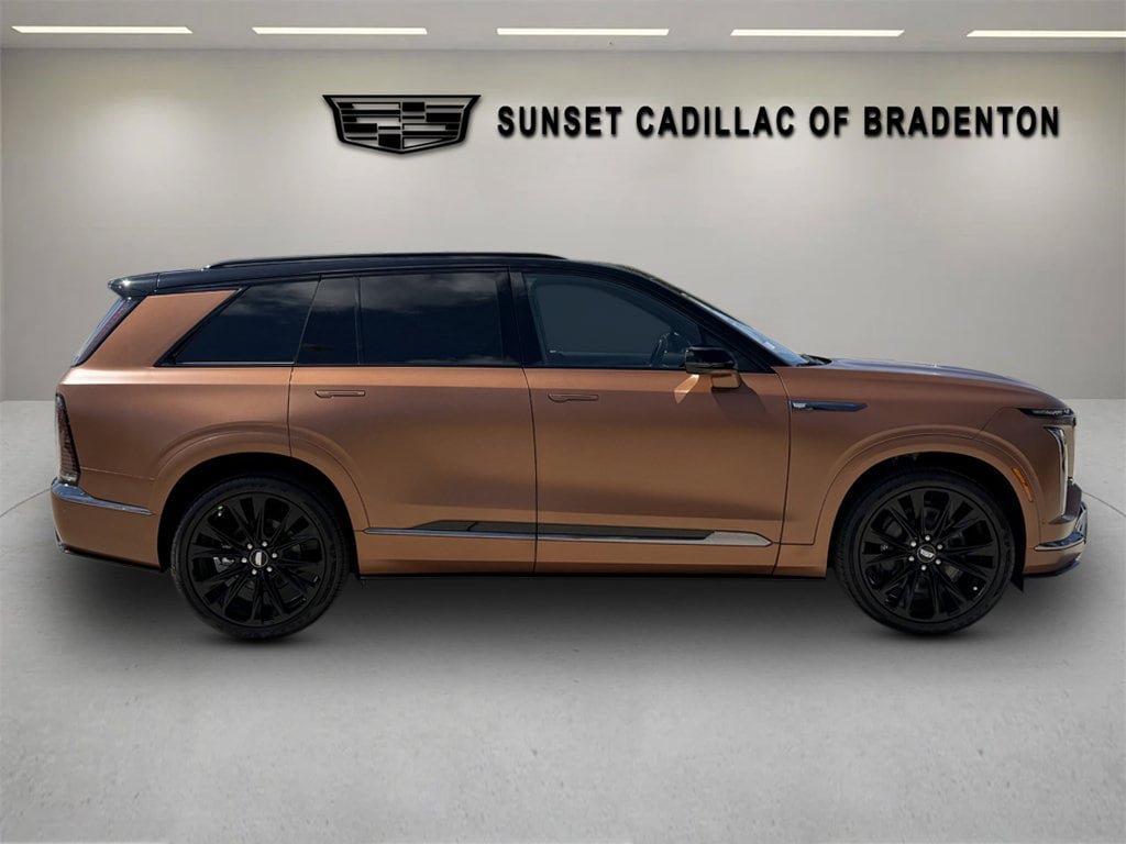 New 2027 Cadillac Vistiq Platinum w/ LPO, Floor Liner Package AWD/4WD image 2