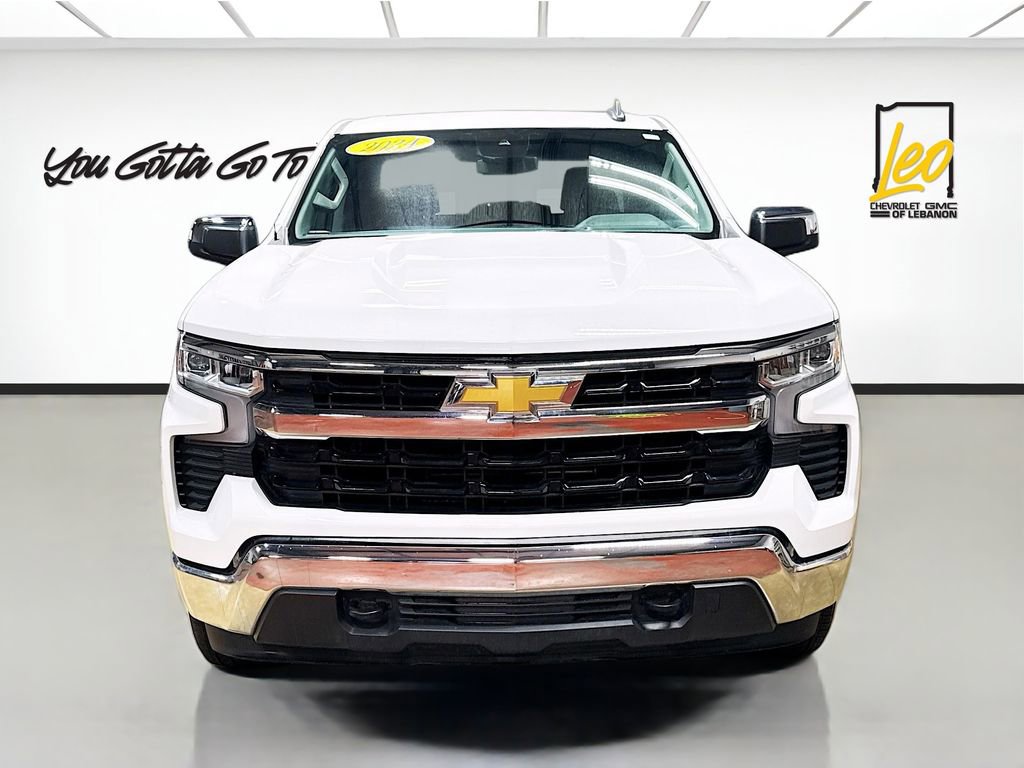Used 2024 Chevrolet Silverado 1500 LT image 2