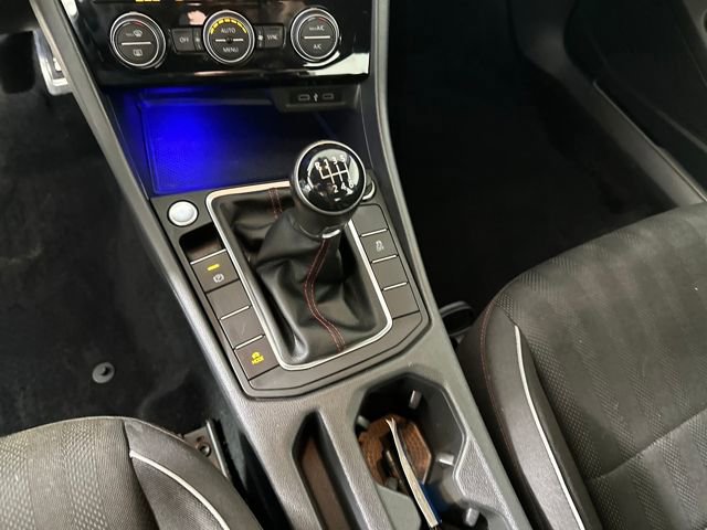 Used 2020 Volkswagen Jetta GLI image 20